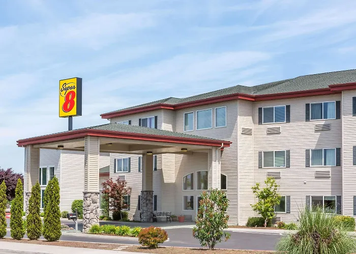 Super 8 By Wyndham Central Pt Medford