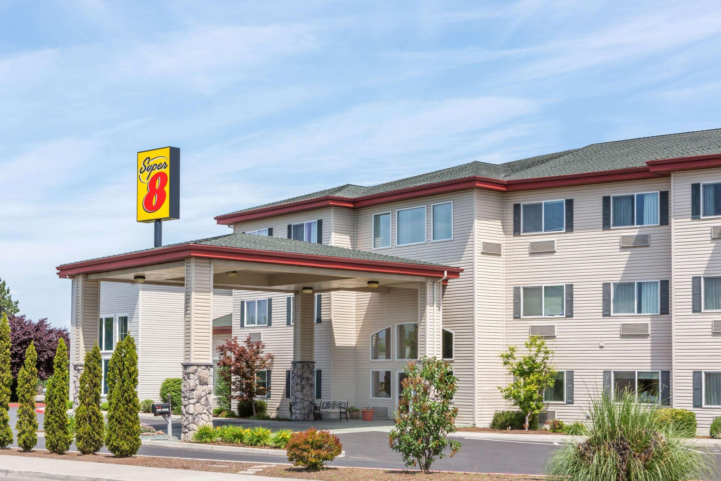 Super 8 By Wyndham Pt Medford Motel Central Point