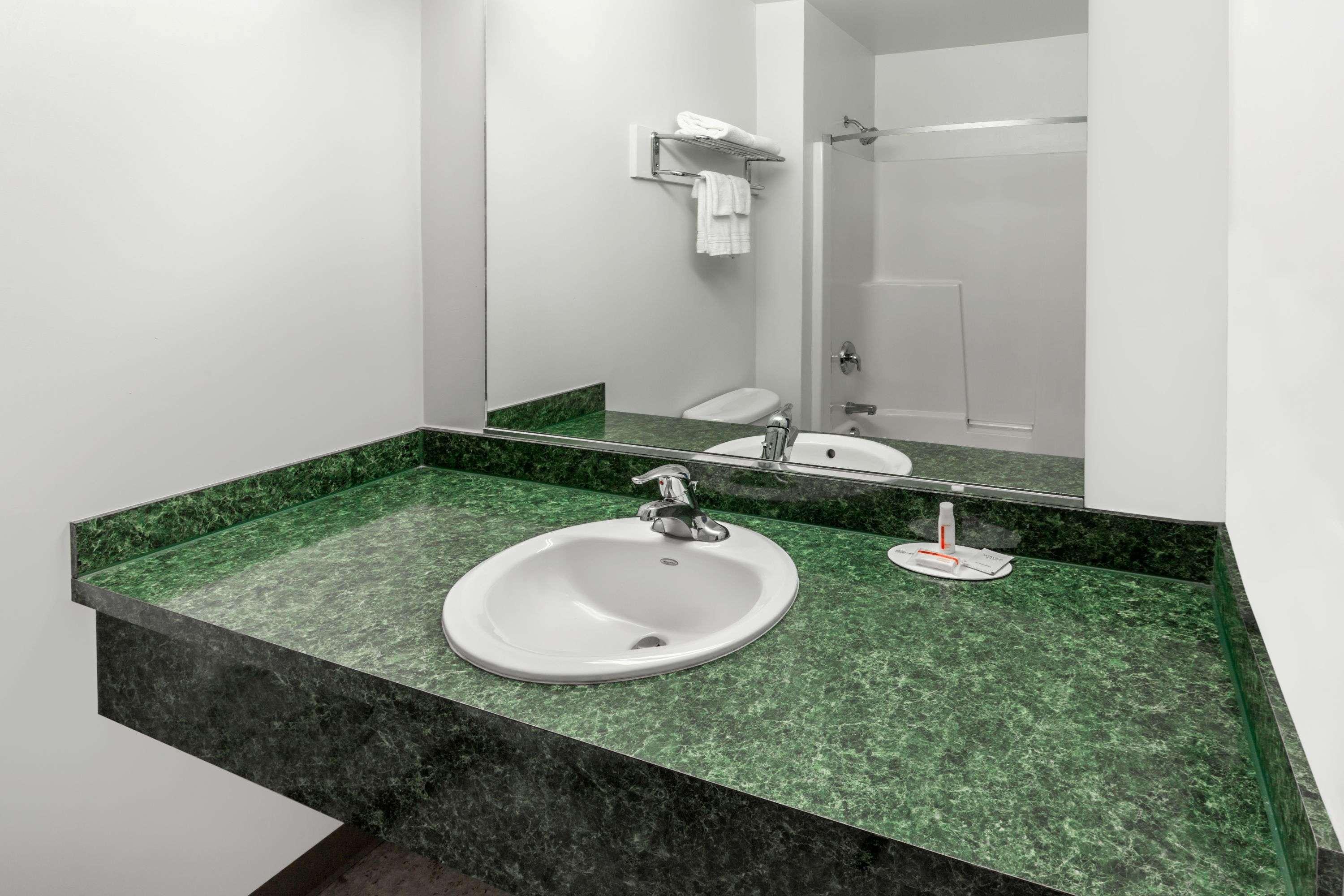 Super 8 By Wyndham Pt Medford Central Point
