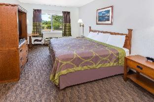 Super 8 By Wyndham Pt Medford Motel 2*